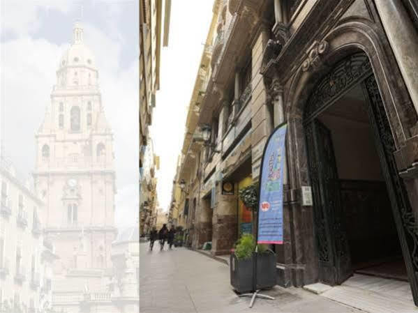 The Cathedral Hostel Murcia Exterior photo